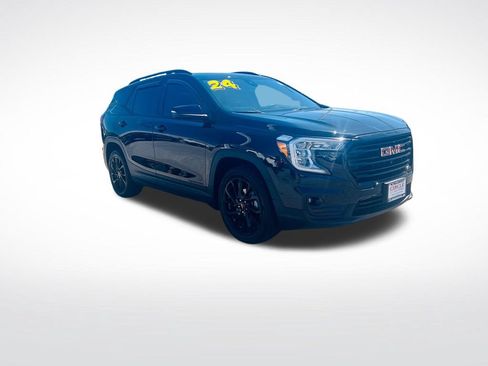 Used 2024 GMC Terrain SLT w/ Infotainment Package II AWD/4WD image 12