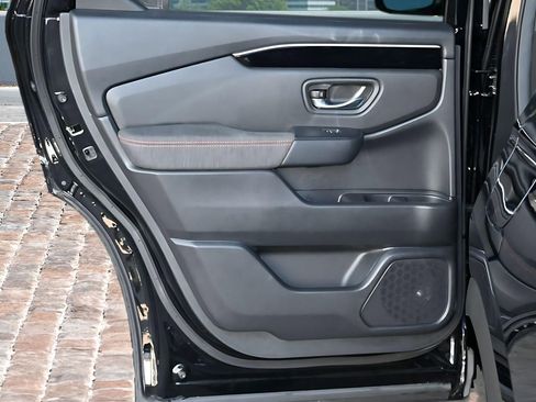 New 2026 Honda Pilot Sport image 11