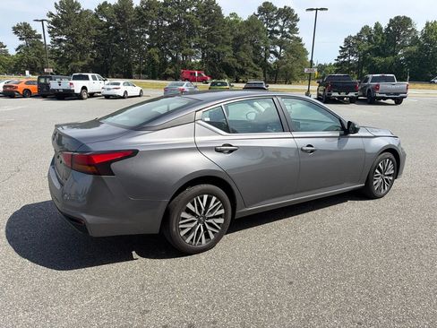 Used 2026 Nissan Altima 2.5 SV AWD/4WD image 8
