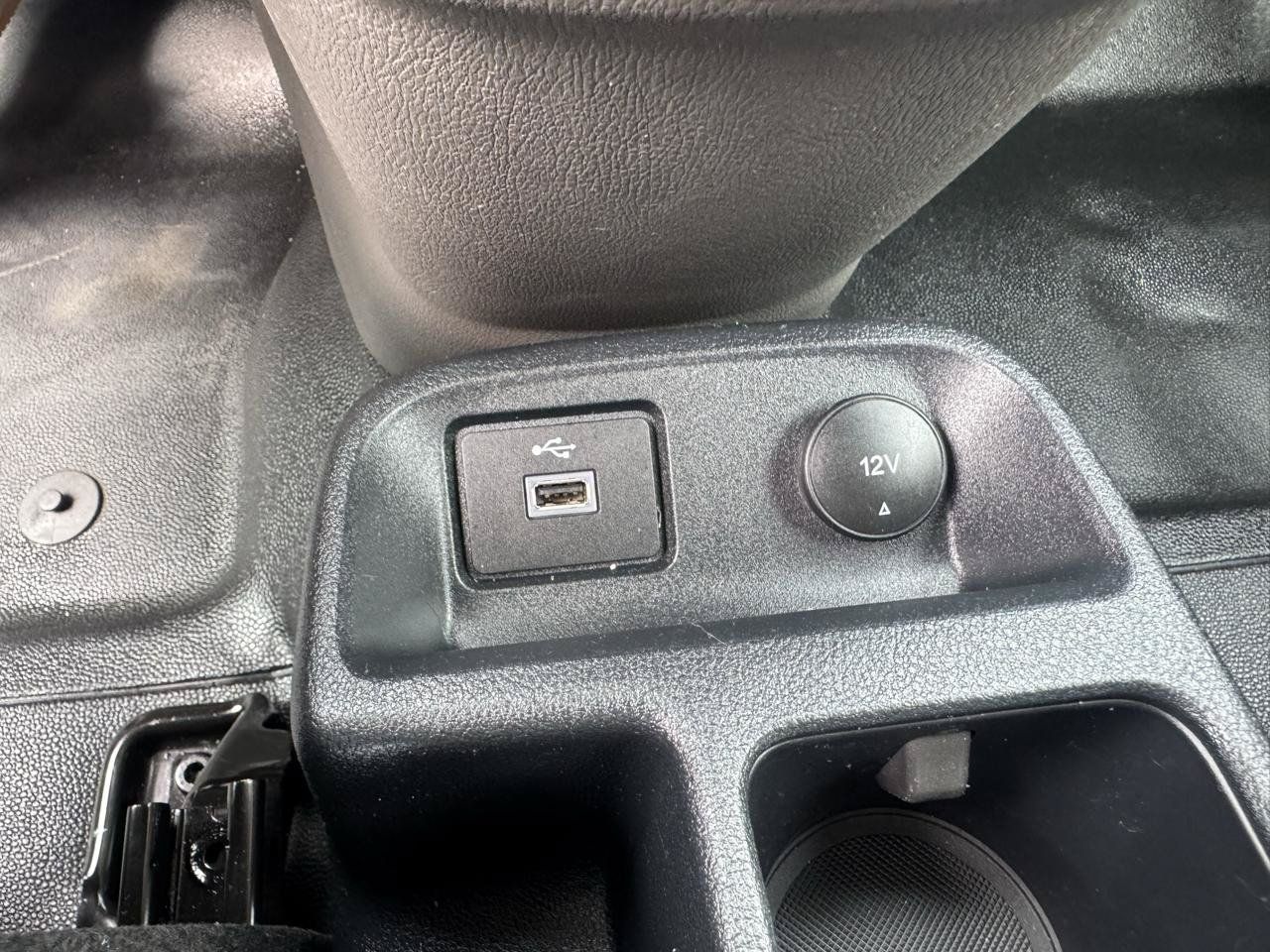 Used 2023 Ford Transit Connect XL FWD image 33