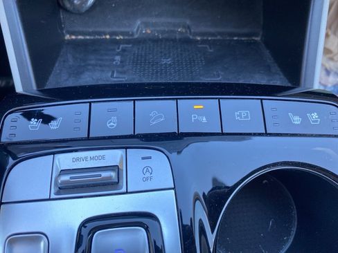 Used 2022 Hyundai Tucson Limited image 31