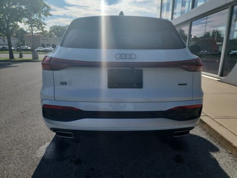 Used 2025 Audi Q5 Premium w/ Premium Plus AWD/4WD image 7