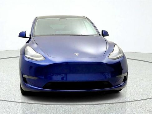 Used 2022 Tesla Model Y Long Range AWD/4WD image 2
