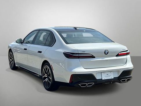 Used 2024 BMW 760i xDrive w/ Premium Package 2 AWD/4WD image 27