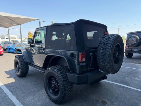 Used 2016 Jeep Wrangler Sport w/ Quick Order Package 23S AWD/4WD image 7