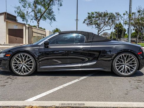 Used 2014 Audi R8 V10 w/ Full Leather Package AWD/4WD image 17