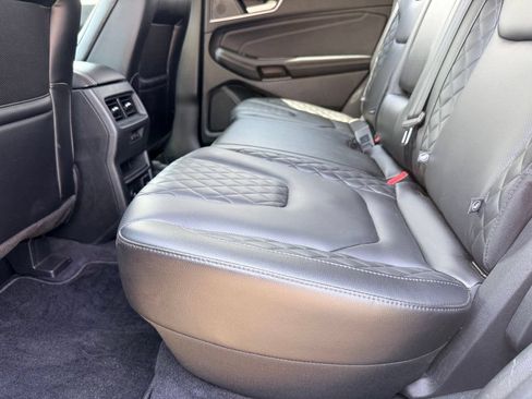 Used 2024 Ford Edge Titanium w/ Equipment Group 301A AWD/4WD image 17