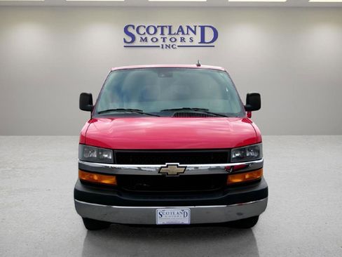 Used 2024 Chevrolet Express 2500 LT w/ LT Preferred Equipment Group image 3