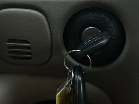 Used 2003 Chevrolet Corvette Coupe w/ Preferred Equipment Group image 22