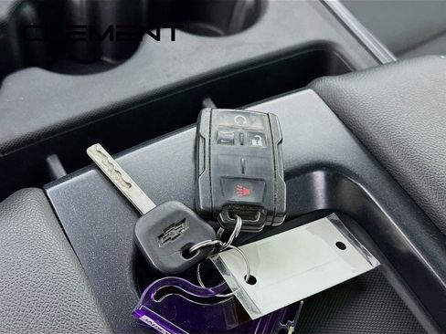 Used 2018 Chevrolet Silverado 1500 LT w/ All Star Edition image 24