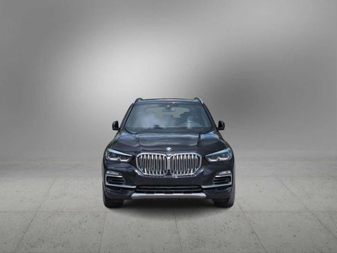 Used 2019 BMW X5 xDrive50i w/ Premium Package 2 AWD/4WD image 3