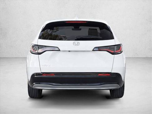 Certified 2024 Honda HR-V EX-L image 6