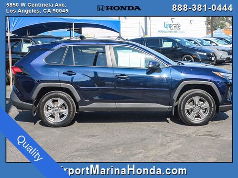 Used 2024 Toyota RAV4 XLE w/ Convenience Package image 18