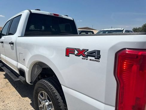 Used 2025 Ford F250 XLT w/ FX4 Off-Road Package AWD/4WD image 17