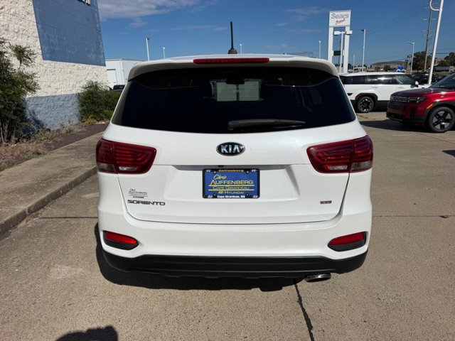 Used 2020 Kia Sorento LX FWD image 4