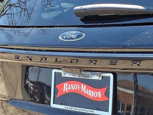 Used 2025 Ford Explorer ST-Line AWD/4WD image 32