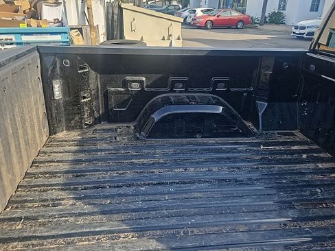 Used 2023 Chevrolet Silverado 1500 LT image 17