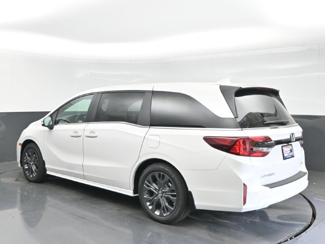 New 2027 Honda Odyssey Touring image 3