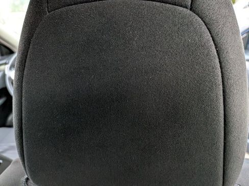 Used 2015 Nissan Rogue S image 18