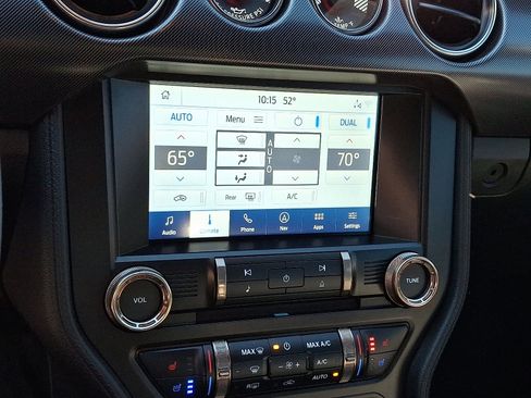 Used 2022 Ford Mustang Shelby GT500 w/ Technology Package image 14