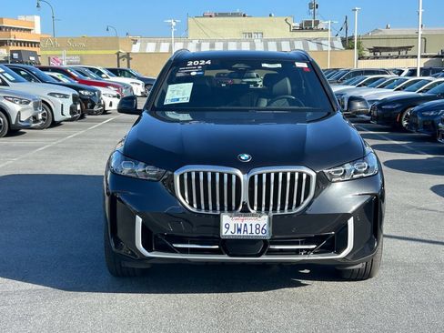Used 2024 BMW X5 xDrive40i w/ Premium Package AWD/4WD image 8