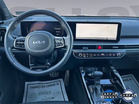 Used 2025 Kia Sorento SX Prestige image 12