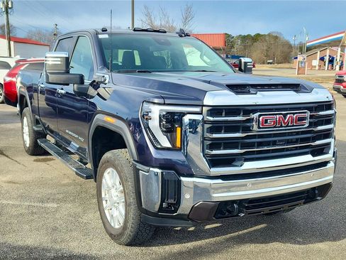 Used 2024 GMC Sierra 2500 SLT w/ SLT Premium Package image 1