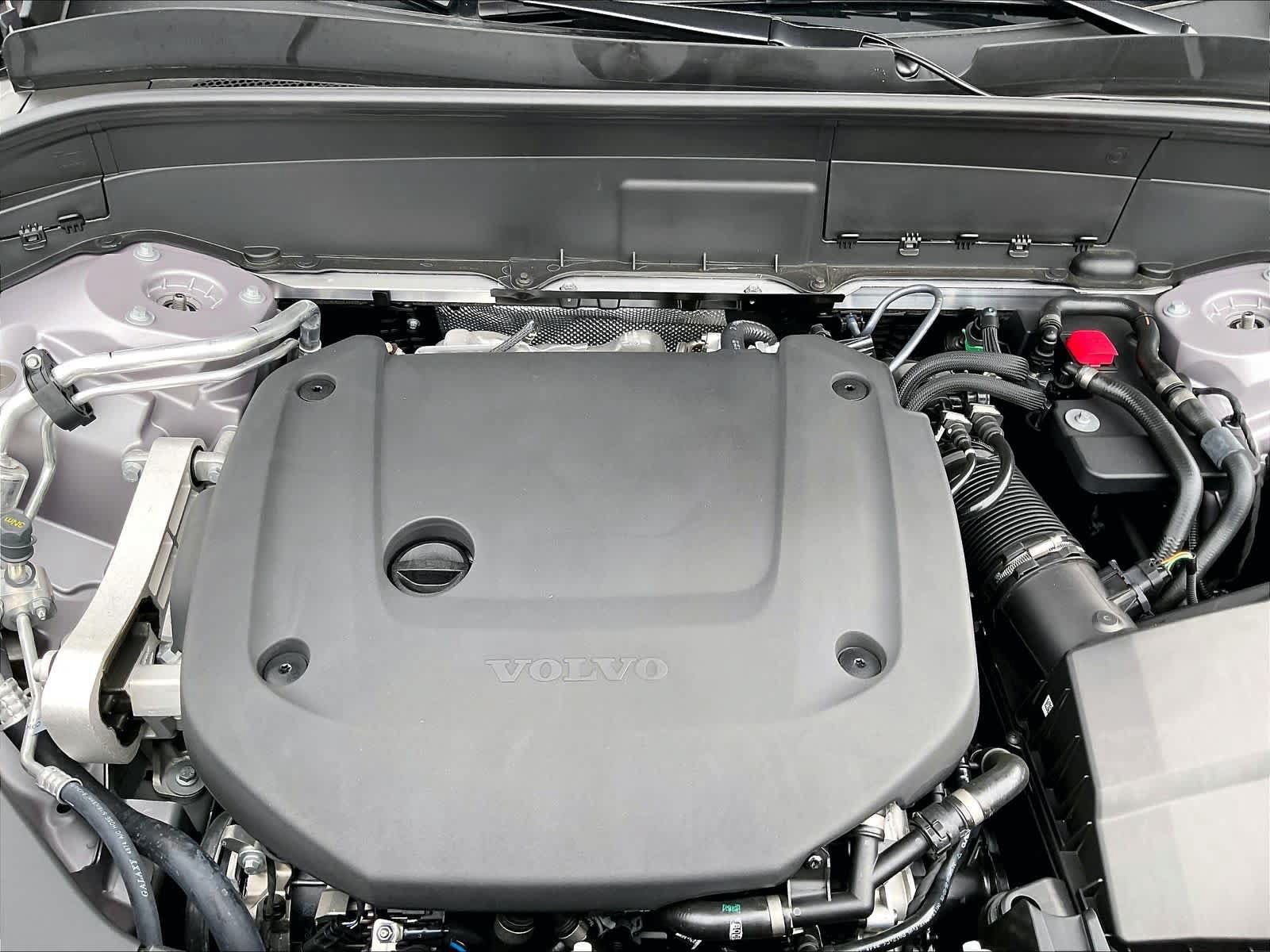 New 2027 Volvo XC90 B6 Plus AWD/4WD image 13