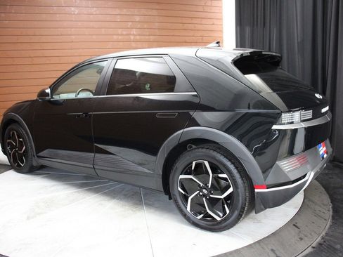 Used 2023 Hyundai Ioniq 5 SEL image 9