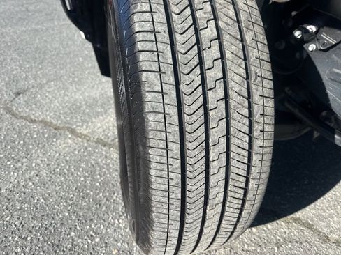 Used 2025 Toyota 4Runner SR5 image 31