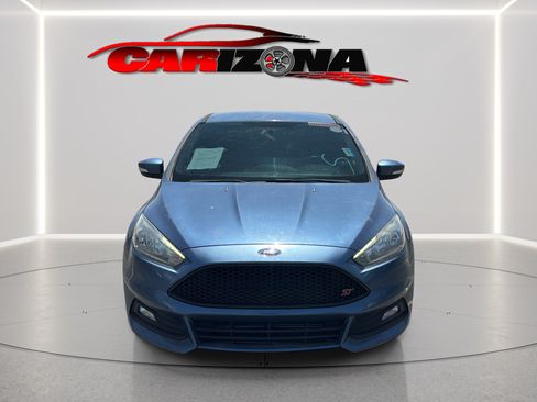 Used 2018 Ford Focus ST FWD image 5
