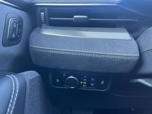 Used 2025 Ford Mustang Mach-E GT image 23