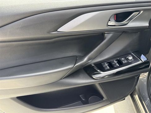 Used 2022 MAZDA CX-9 Touring image 20