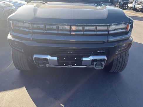 Used 2025 GMC Hummer EV 3X image 9