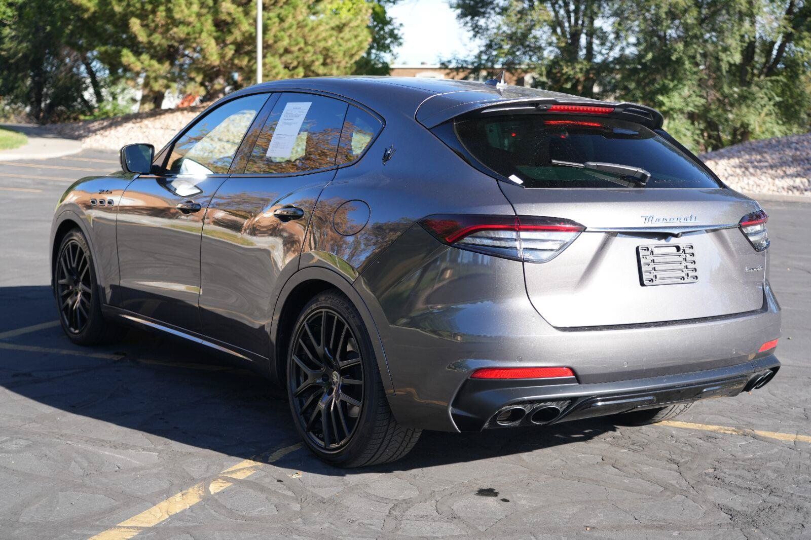 Used 2023 Maserati Levante Modena AWD/4WD image 3