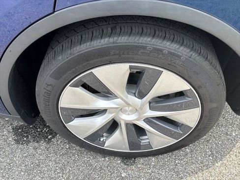 Used 2020 Tesla Model Y Long Range AWD/4WD image 7