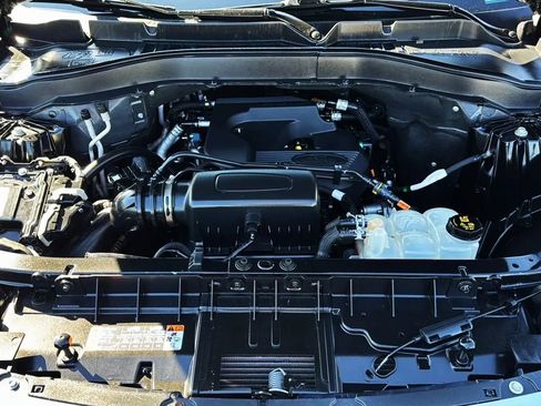 Used 2020 Ford Explorer XLT image 26
