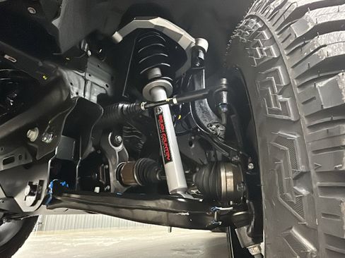 Used 2025 GMC Sierra 1500 AT4 w/ AT4 Premium Package image 16