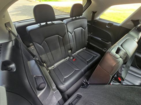 Used 2019 Audi Q7 3.0T Prestige w/ Prestige Package AWD/4WD image 20