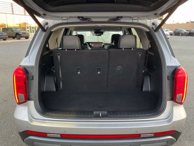Used 2025 Hyundai Palisade SEL AWD/4WD image 8