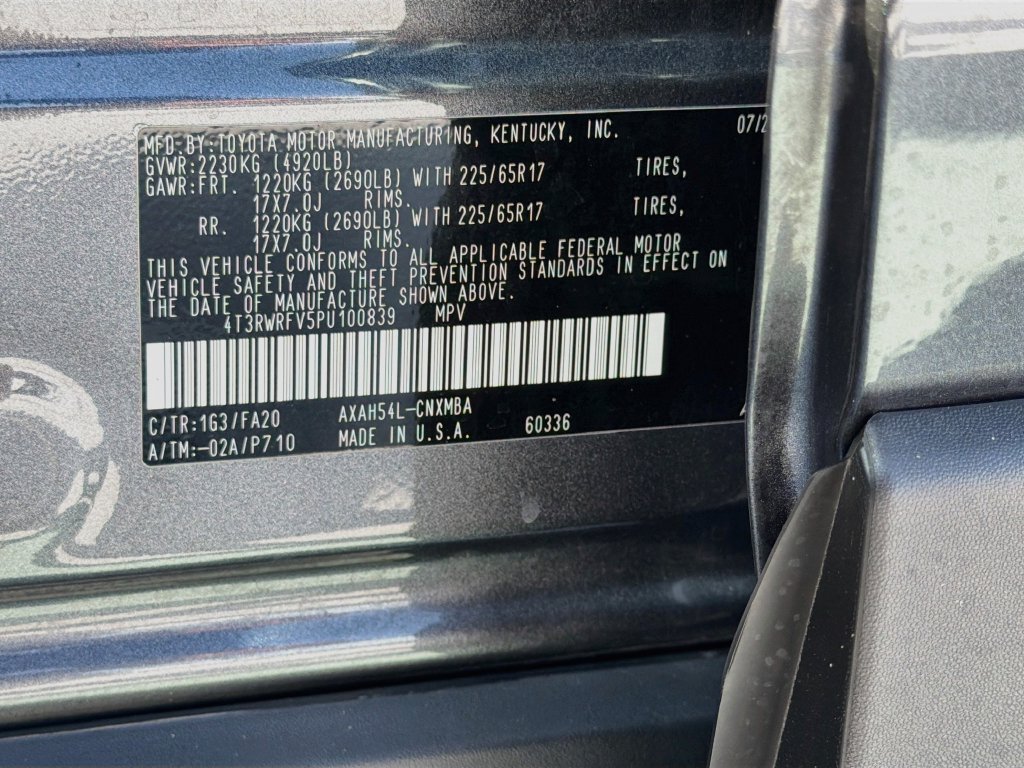 Used 2023 Toyota RAV4 XLE AWD/4WD image 37