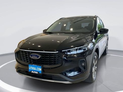 Used 2025 Ford Escape Platinum AWD/4WD image 1