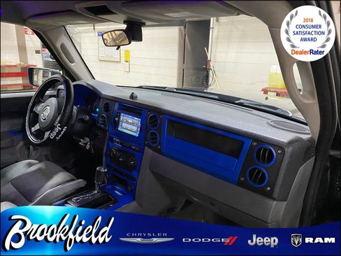 Used 2007 Jeep Commander Sport image 32