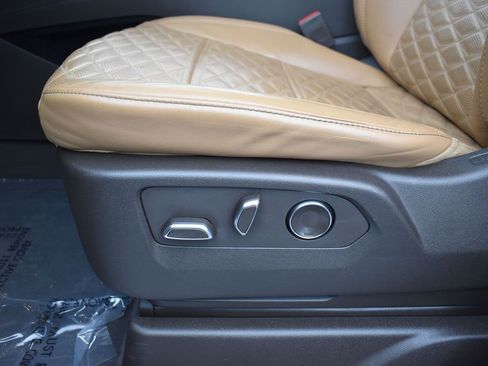 Used 2021 Cadillac Escalade Sport w/ Driver Assist Tech Package image 11