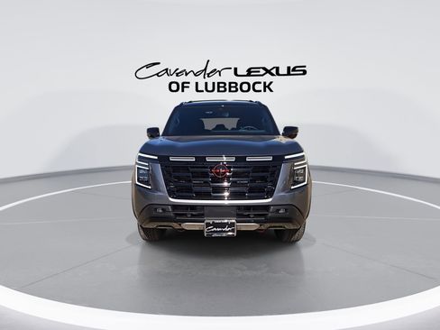 Used 2025 Nissan Armada PRO-4X w/ Pro-4X Premium Package image 3