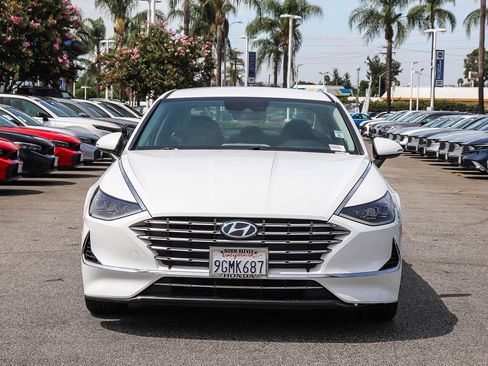Used 2023 Hyundai Sonata SEL FWD image 2