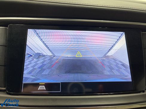 Certified 2023 Buick Enclave Essence image 18