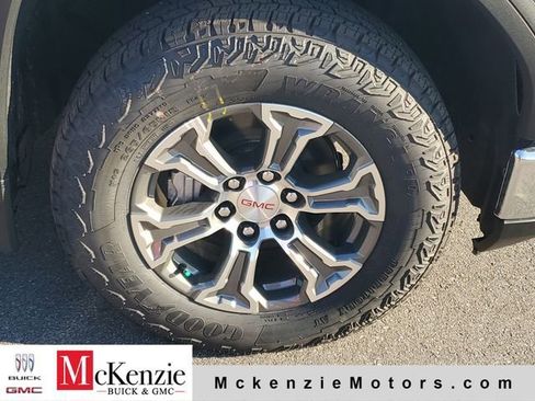 New 2026 GMC Sierra 1500 SLE AWD/4WD image 30