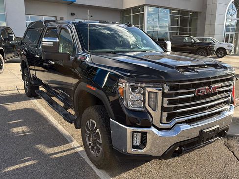 Used 2021 GMC Sierra 3500 SLT w/ SLT Preferred Package image 2