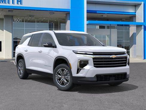 New 2026 Chevrolet Traverse LT w/ Driver Confidence Package FWD image 31